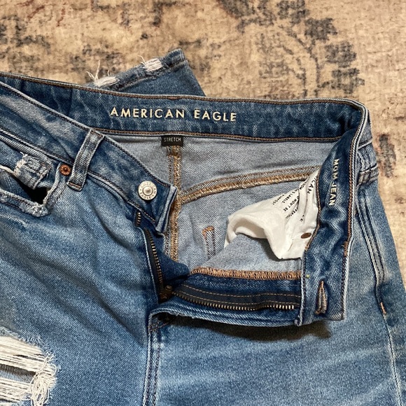 American Eagle Mom Jeans - Picture 2 of 5